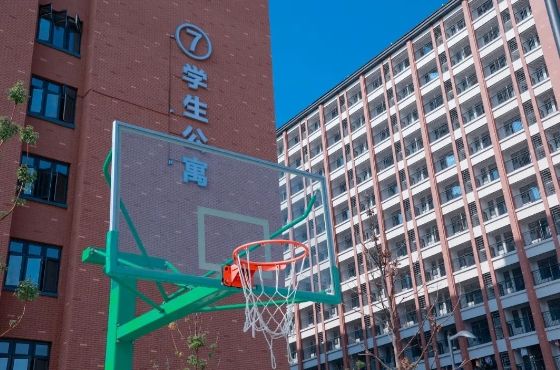 成都新東方高級技工學校